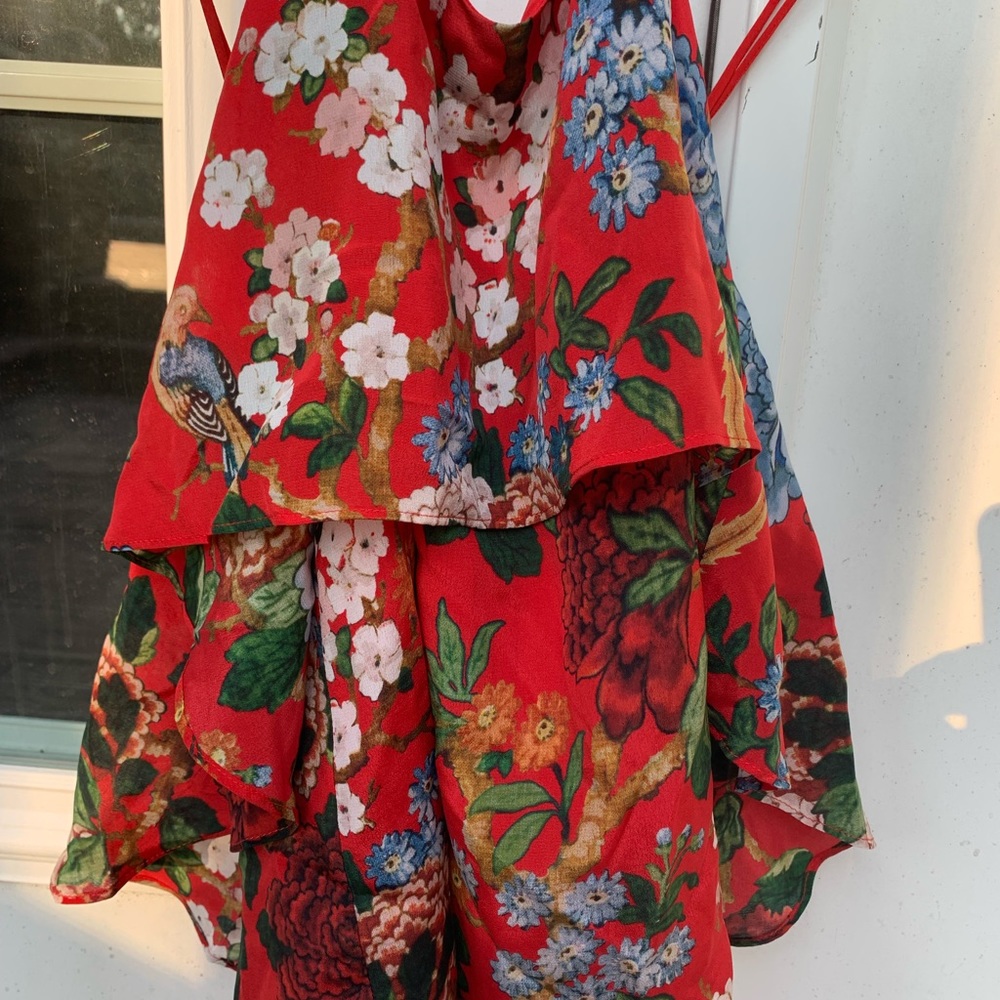 Alice and Olivia Stacey Bendet silk floral top ruffle top. Tie at neck.NWT silk - Picture 3 of 7